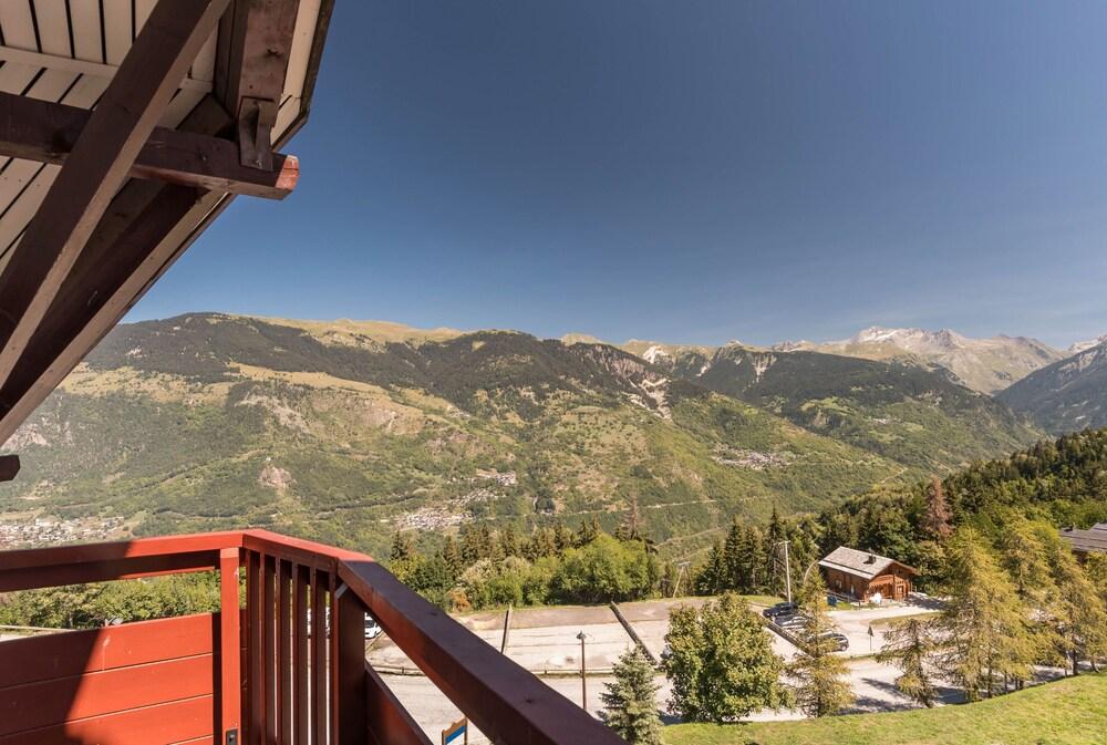 Residence Pierre & Vacances Le Britania La Tania Bagian luar foto